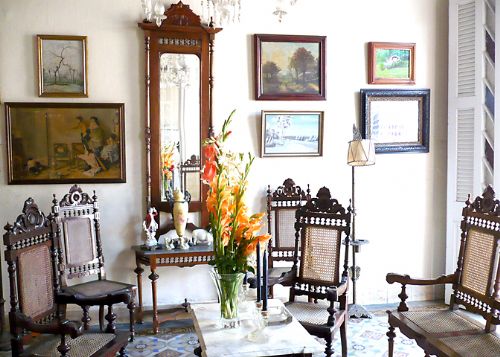 'living room' Casas particulares are an alternative to hotels in Cuba.